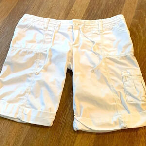 Hollister shorts. White size 5